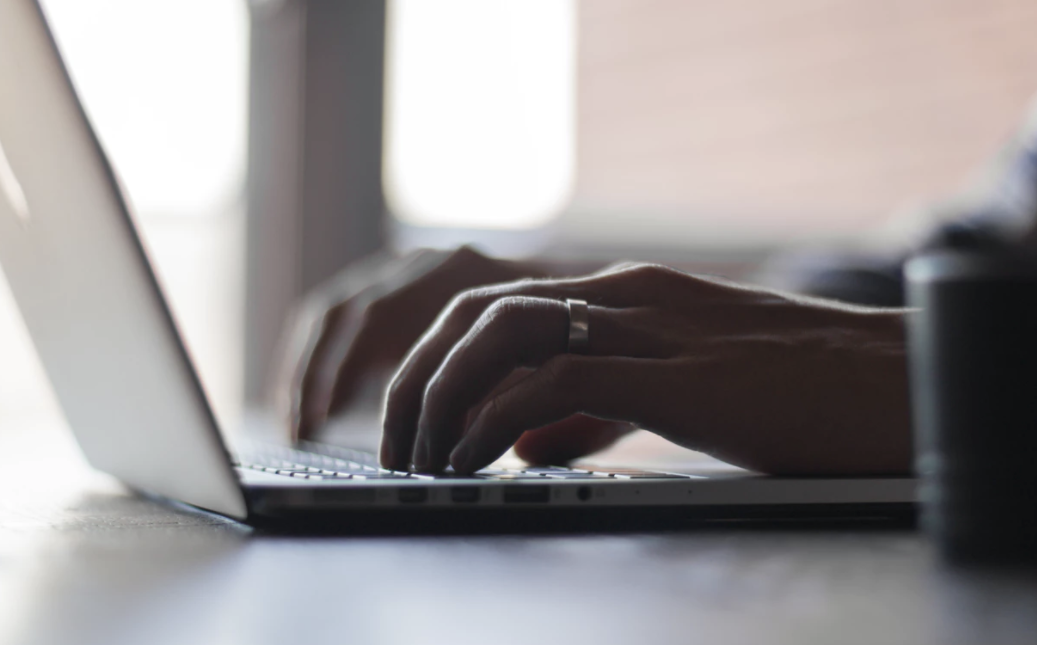 Opinion: If you can't type, you are writing worse code than if you could